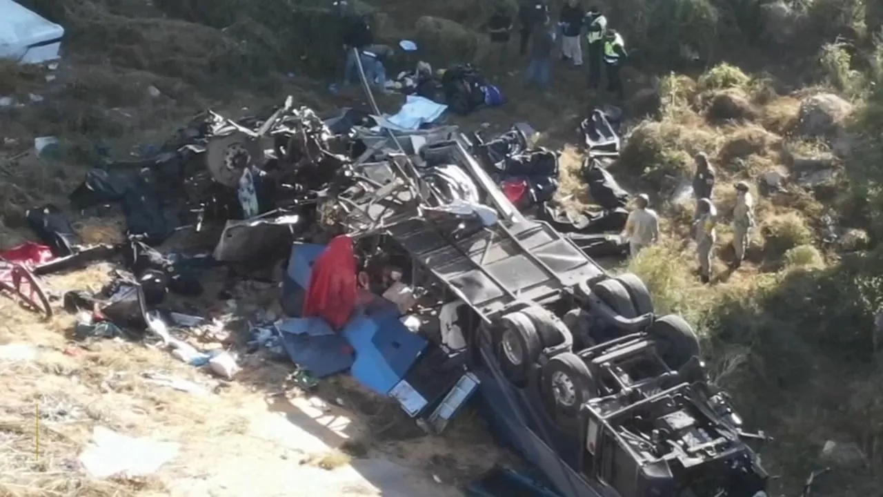 24 killed after bus crashes with trailer that detached from truck in Mexico