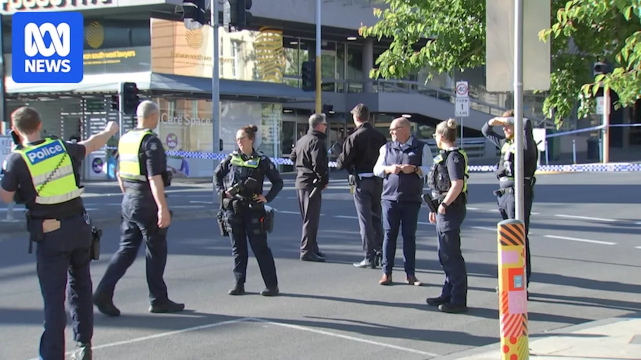 Man, 20, dies following stabbing in central Geelong