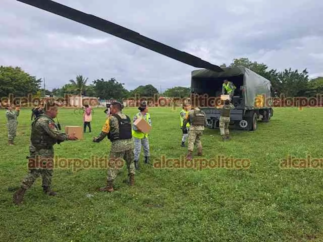 Entrega SEDENA 5 mil 960 despensas en 9 municipios del sur de Veracruz