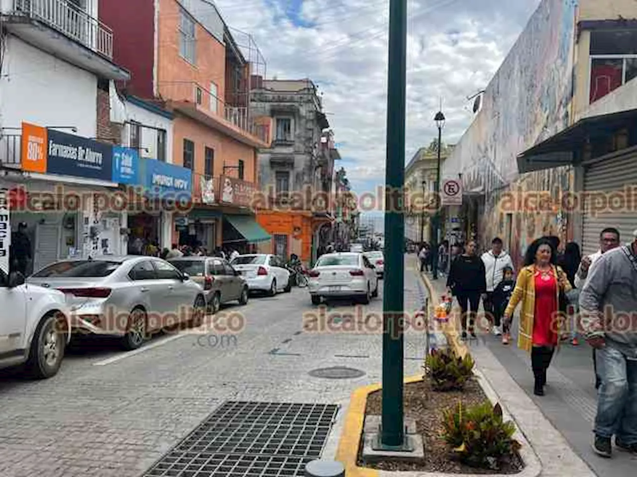 Esperan repunte en ventas tras reapertura de calle Lucio, en Xalapa