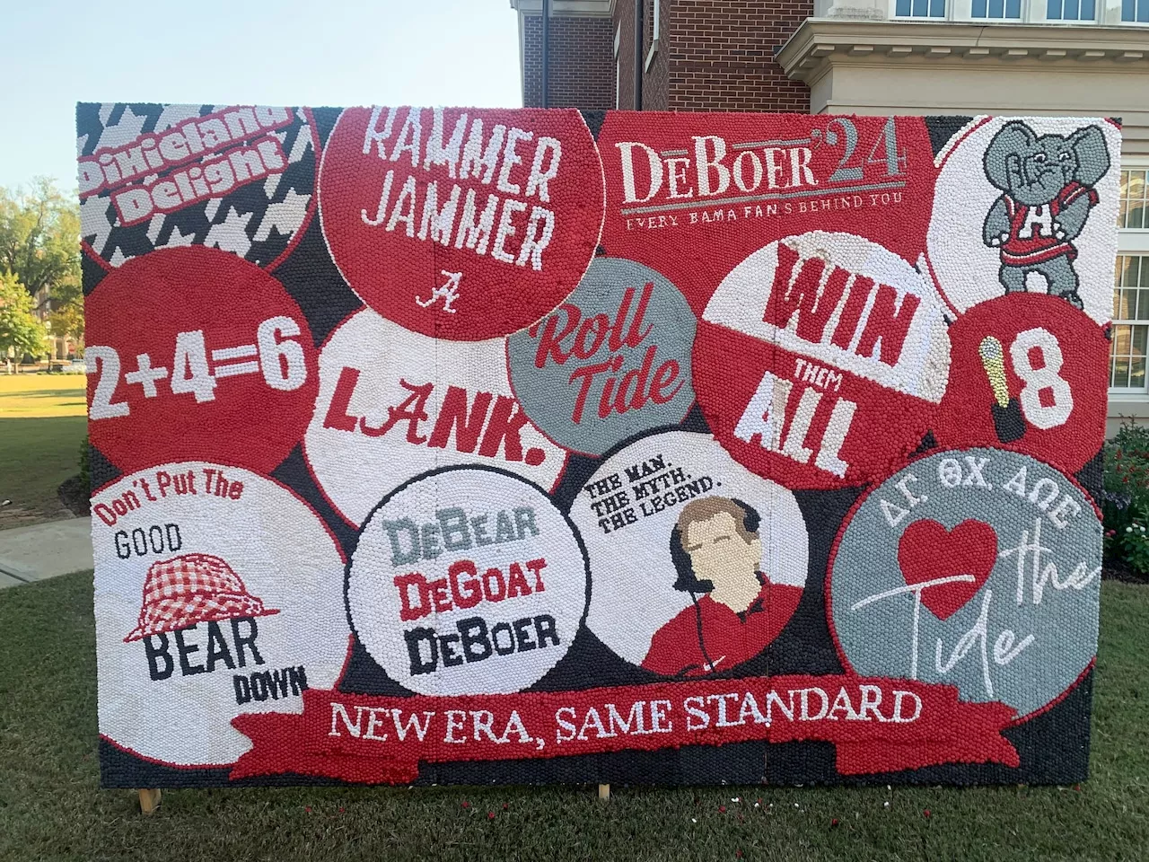 Saban passes torch to DeBoer in Alabama’s spectacular homecoming sorority lawn decorations