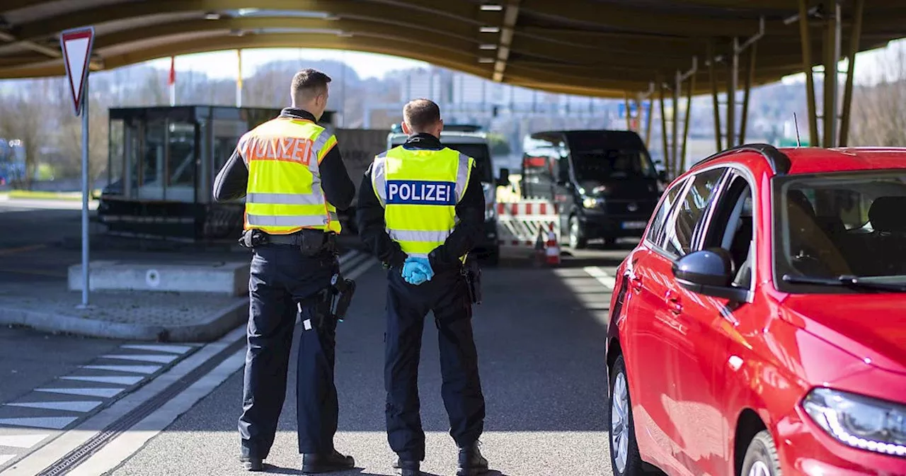 Deutsche Polizei weist über 9000 Personen an Schweizer Grenzen zurück