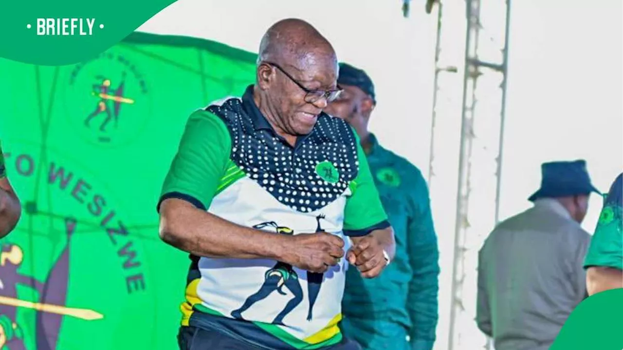 Elderly Jacob Zuma Pictured With His Teenage Children From Brood of Over 21 Sparks SA’s Intrigue