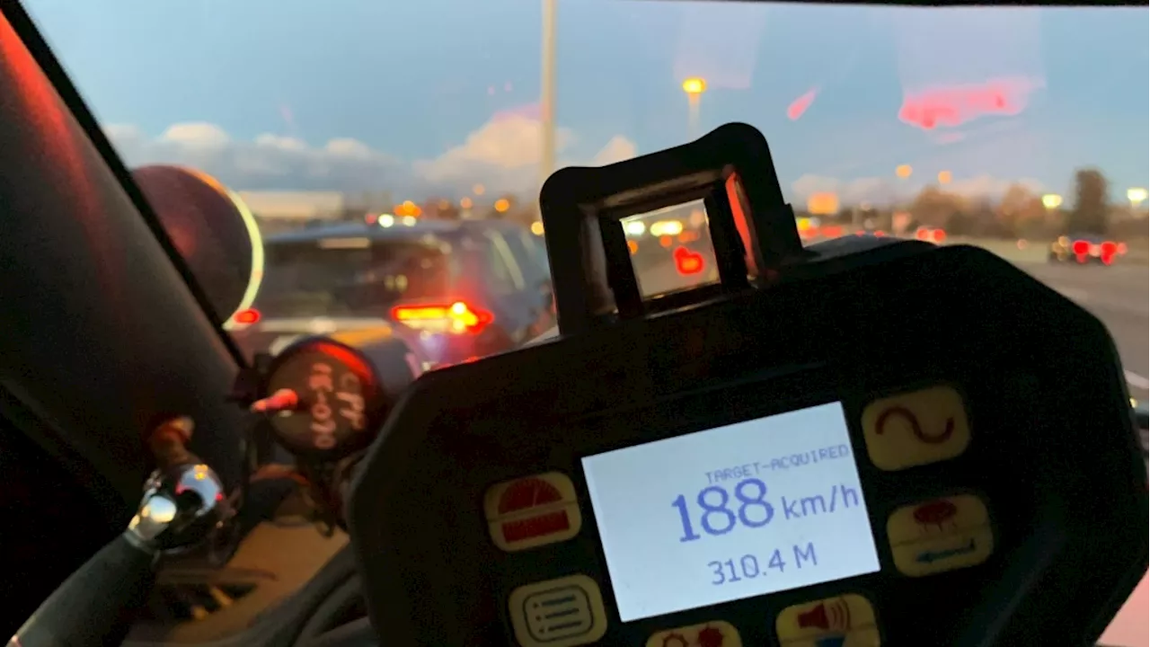 17-year-old charged for driving 188 km/h on Hwy. 417 in Ottawa