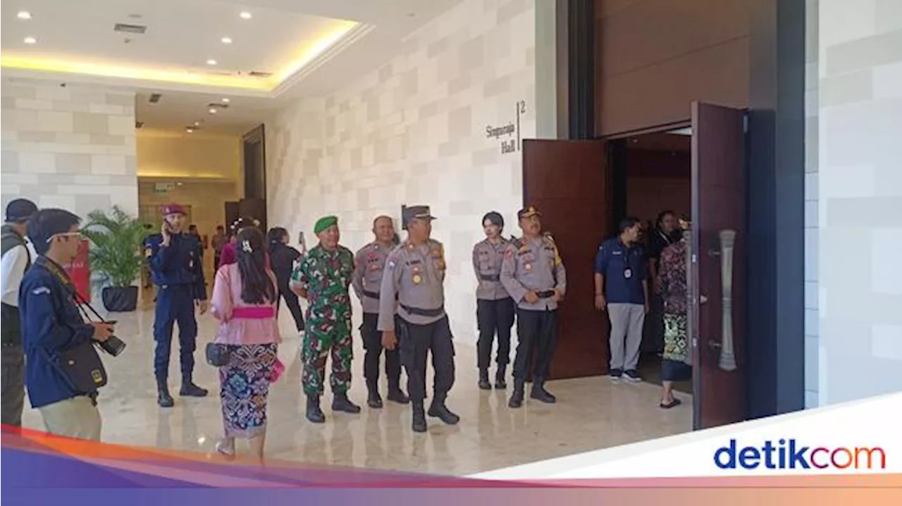 Ratusan Aparat Jaga Ketat Lokasi Debat Perdana Pilbup Karangasem di Nusa Dua