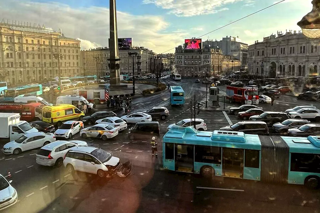 Полиция задержала водителя автобуса, устроившего массовое ДТП в Петербурге