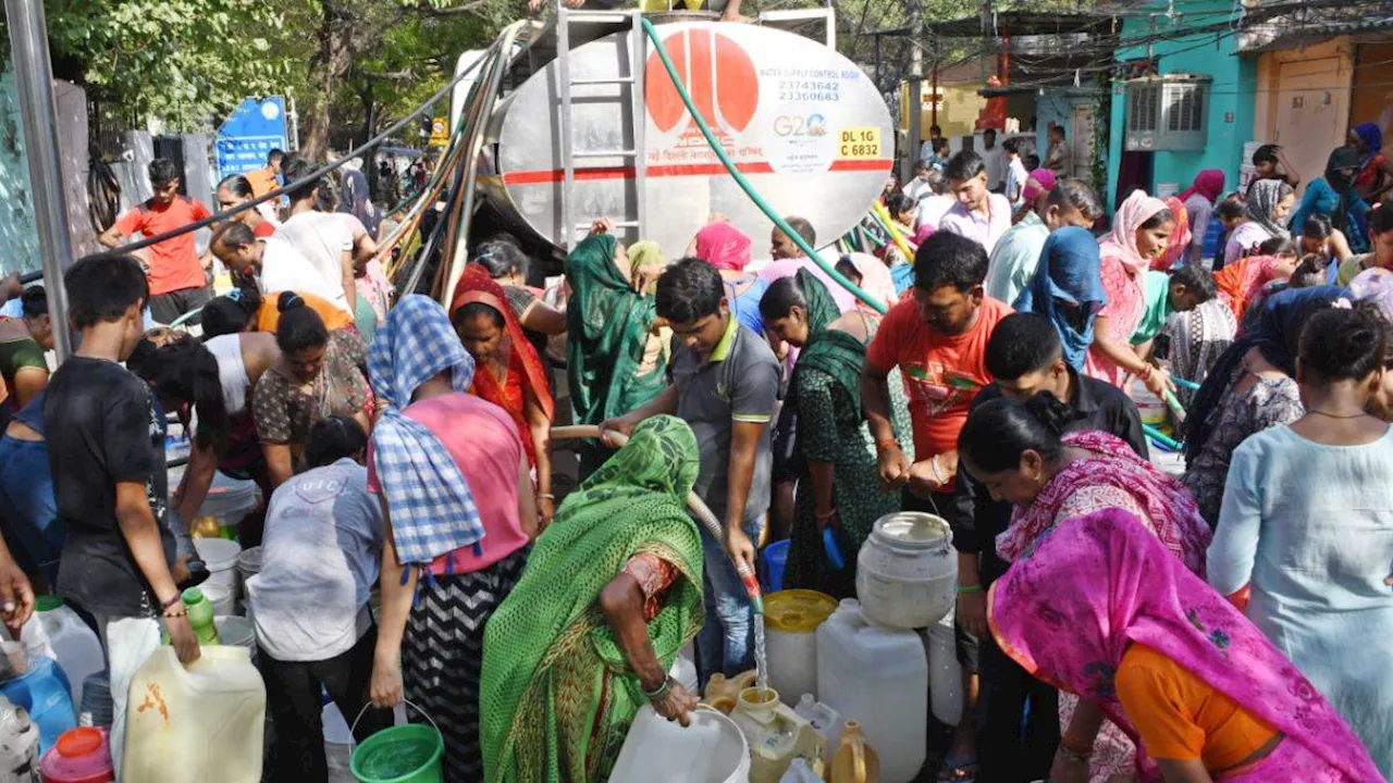 Delhi Water Supply: दीवाली से पहले दिल्लीवासियों की परेशानी बढ़ी, राजधानी के कई इलाकों में पानी की सप्लाई बाधित