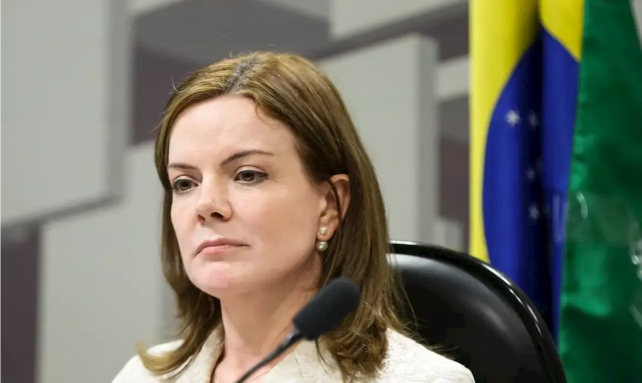 'Campanha eleitoral do PT e dos candidatos que apoiamos foi linda', diz Gleisi Hoffmann