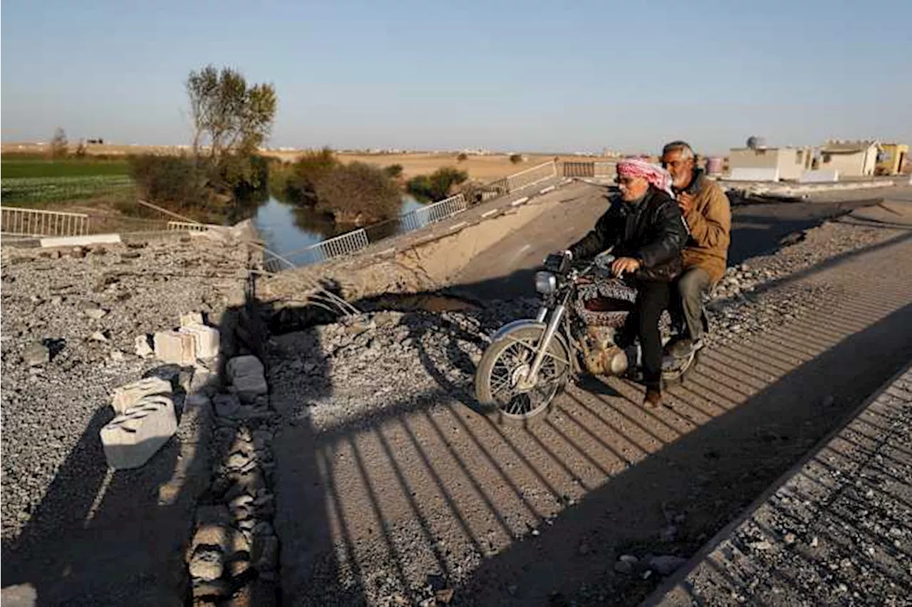 Destruction of Lebanon-Syria border crossings in Israeli airstrikes creates difficulties