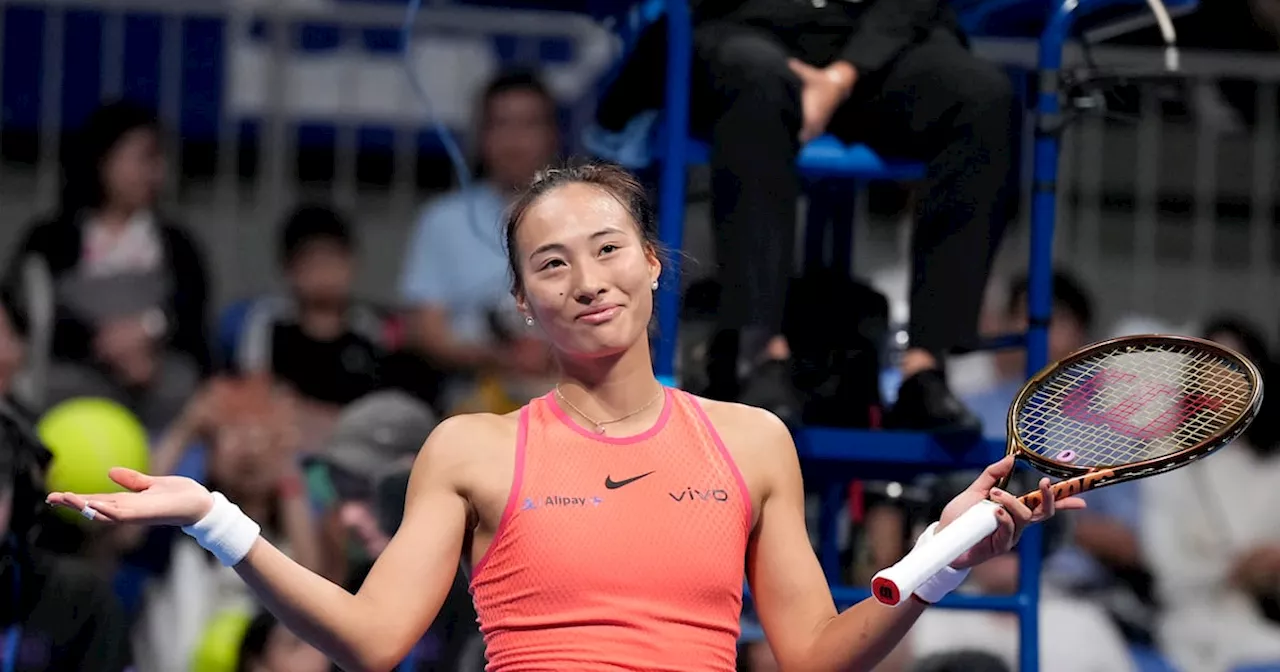 Zheng Qinwen se clasifica a Finales WTA tras vencer a Sofia Kenin en Tokio