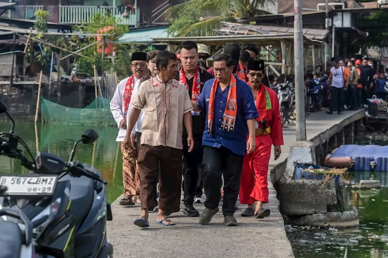 Janji Pramono Tuntaskan Genangan Abadi Kampung Apung Jakbar