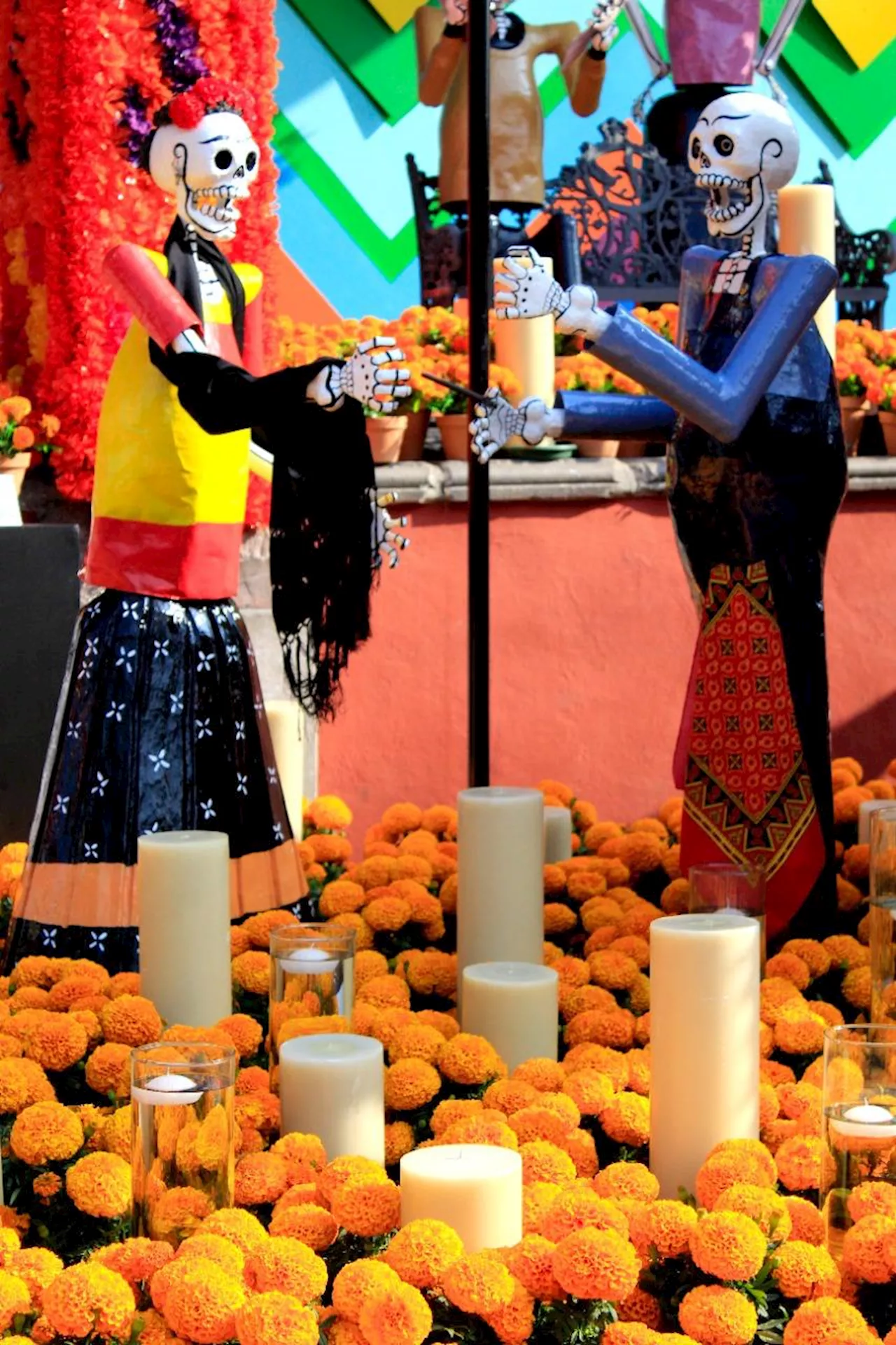 Coyoacán dedica ofrenda a las mujeres de México