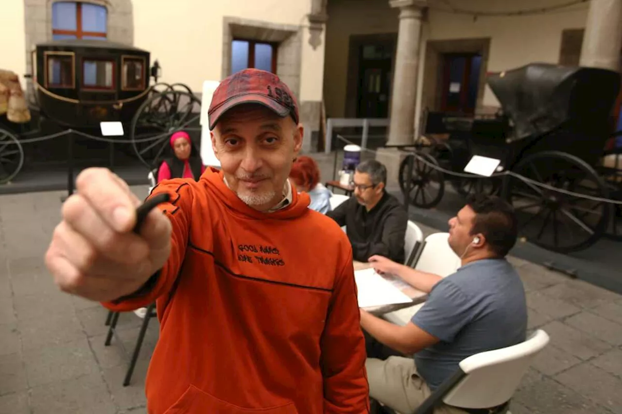 Imparten clase de dibujo en el Museo de la Ciudad de México