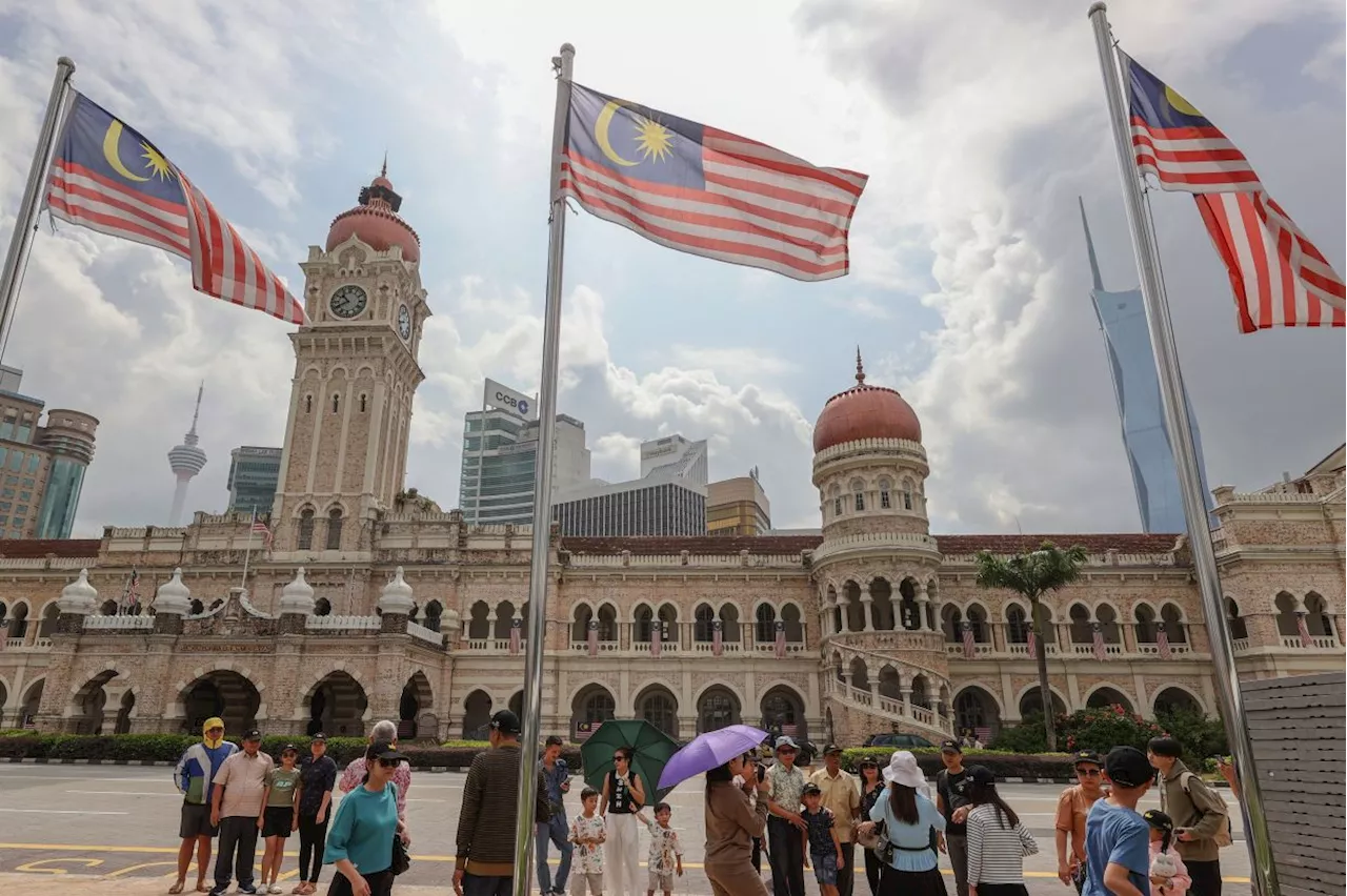 Controversy over flag-waving incident could impact tourism sector, says Tiong