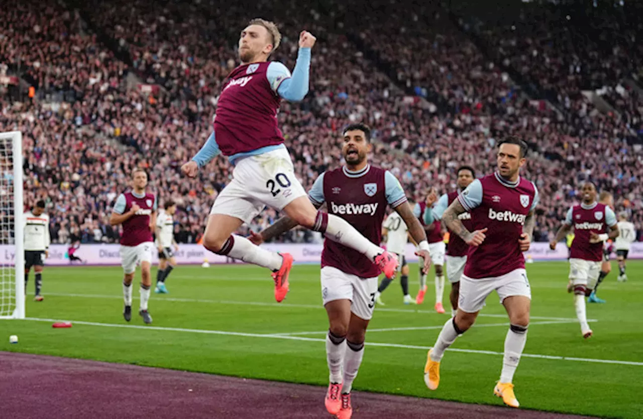 West Ham Punish Wasteful Manchester United With Help From Controversial ...