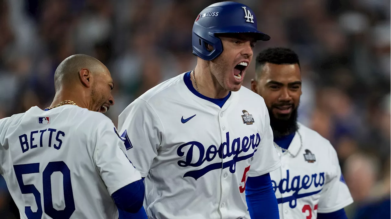 Freeman and Hernandez's back-to-back homers lifts Dodgers past Yankees in Game 2