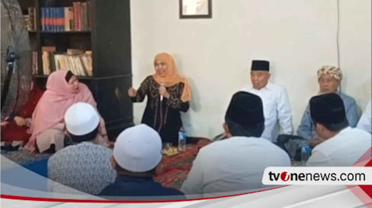 Cagub Jatim Khofifah Datangi Ponpes At-taroqi Minta Doa Restu ke Ulama Sampang