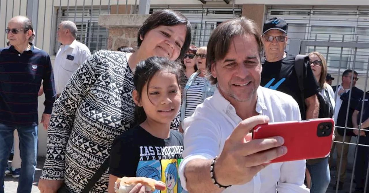 Uruguay, a la expectativa de los resultados de las elecciones presidenciales y legislativas