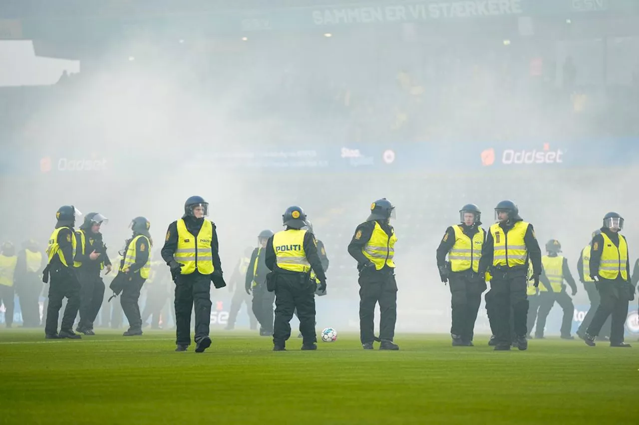 Skandalebilder før brennhett dansk fotballderby – minister raser mot «tullinger»