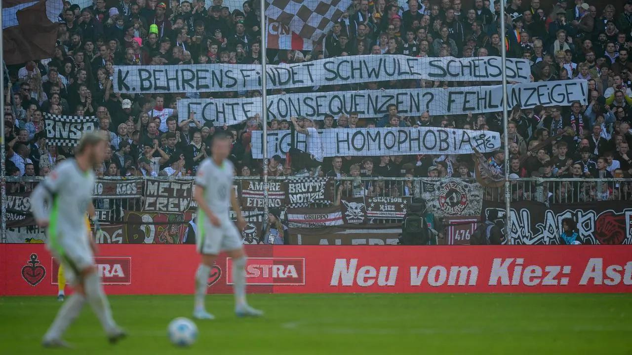 Fußball-Bundesliga: St.-Pauli-Fans wüten gegen Behrens