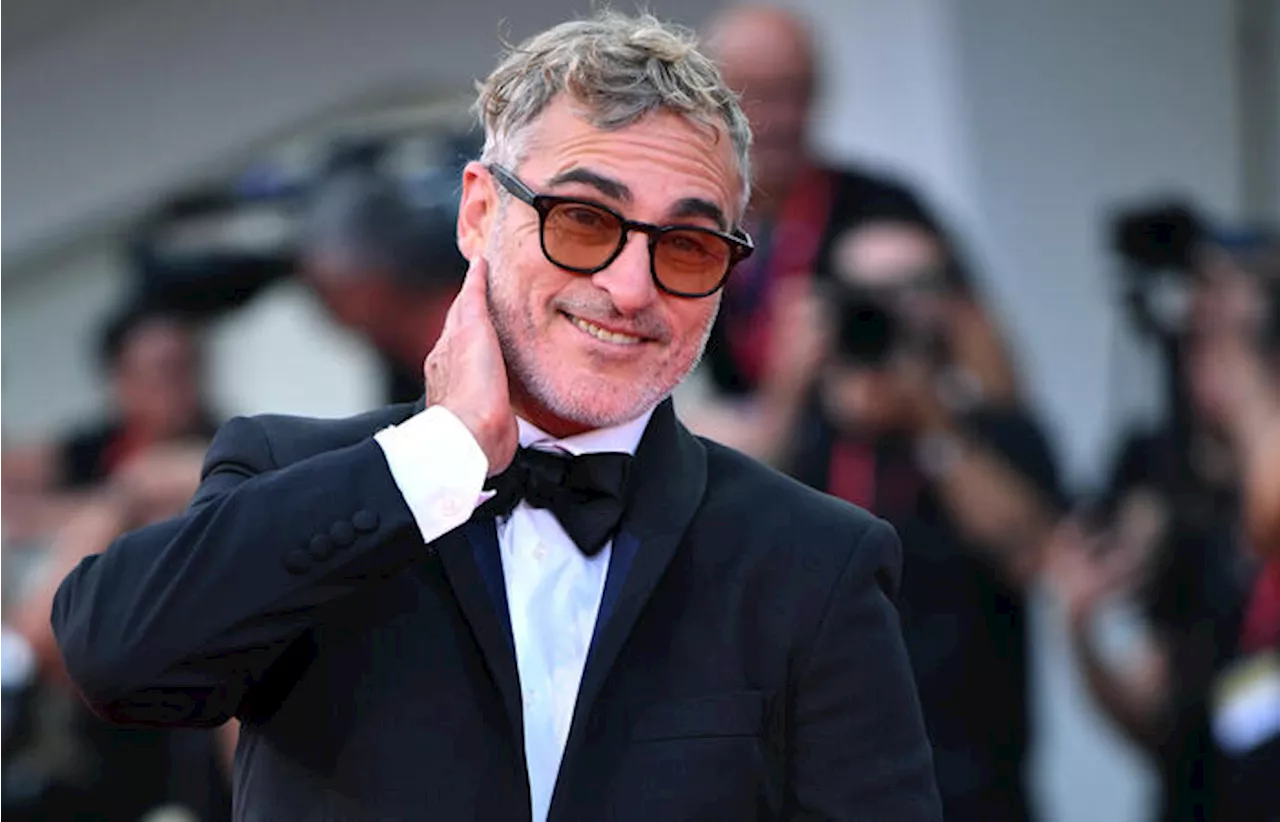 Buon compleanno a Joaquin Phoenix, Joker compie 50 anni