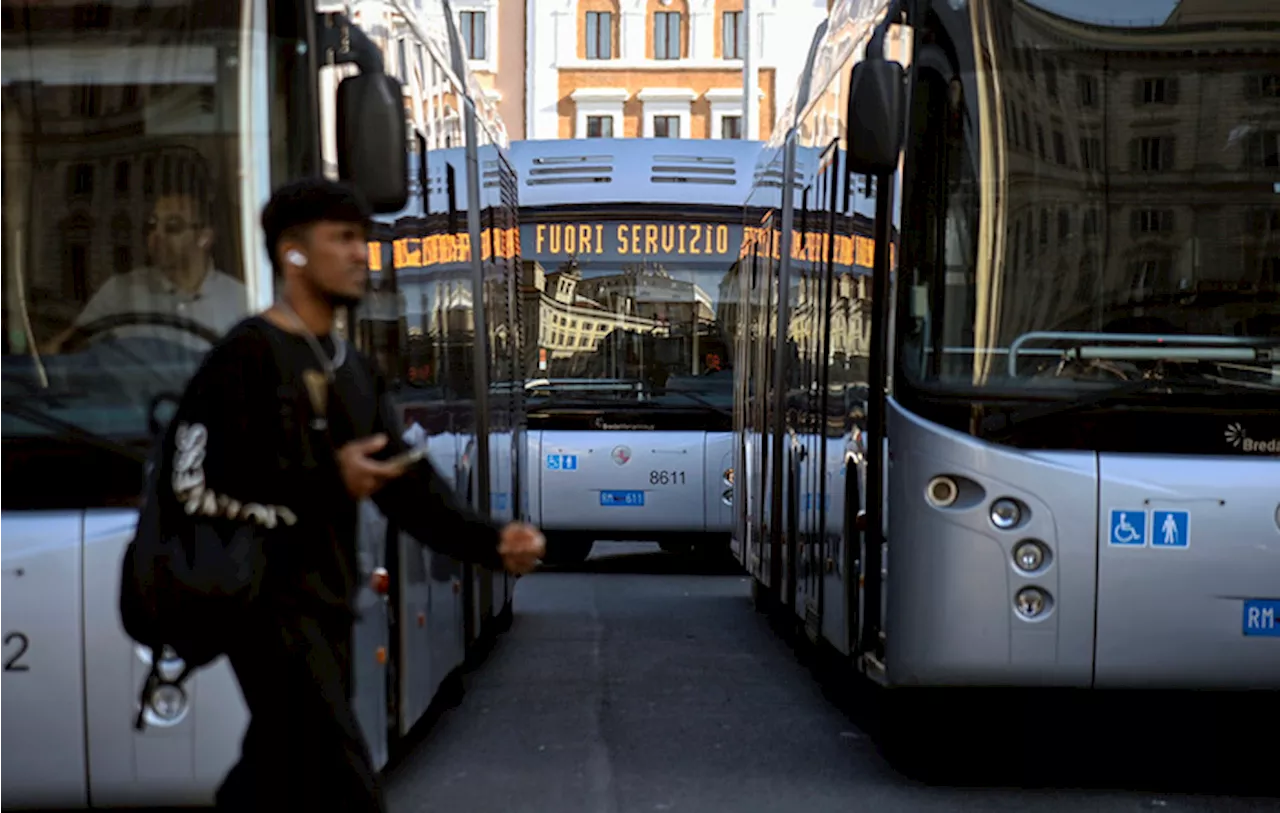 Sciopero dei bus e metro a Roma, l'8 novembre è stop nazionale