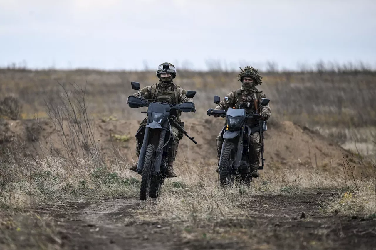 SHOT: российским военном осталось пройти 4 км до Суджи в Курской области