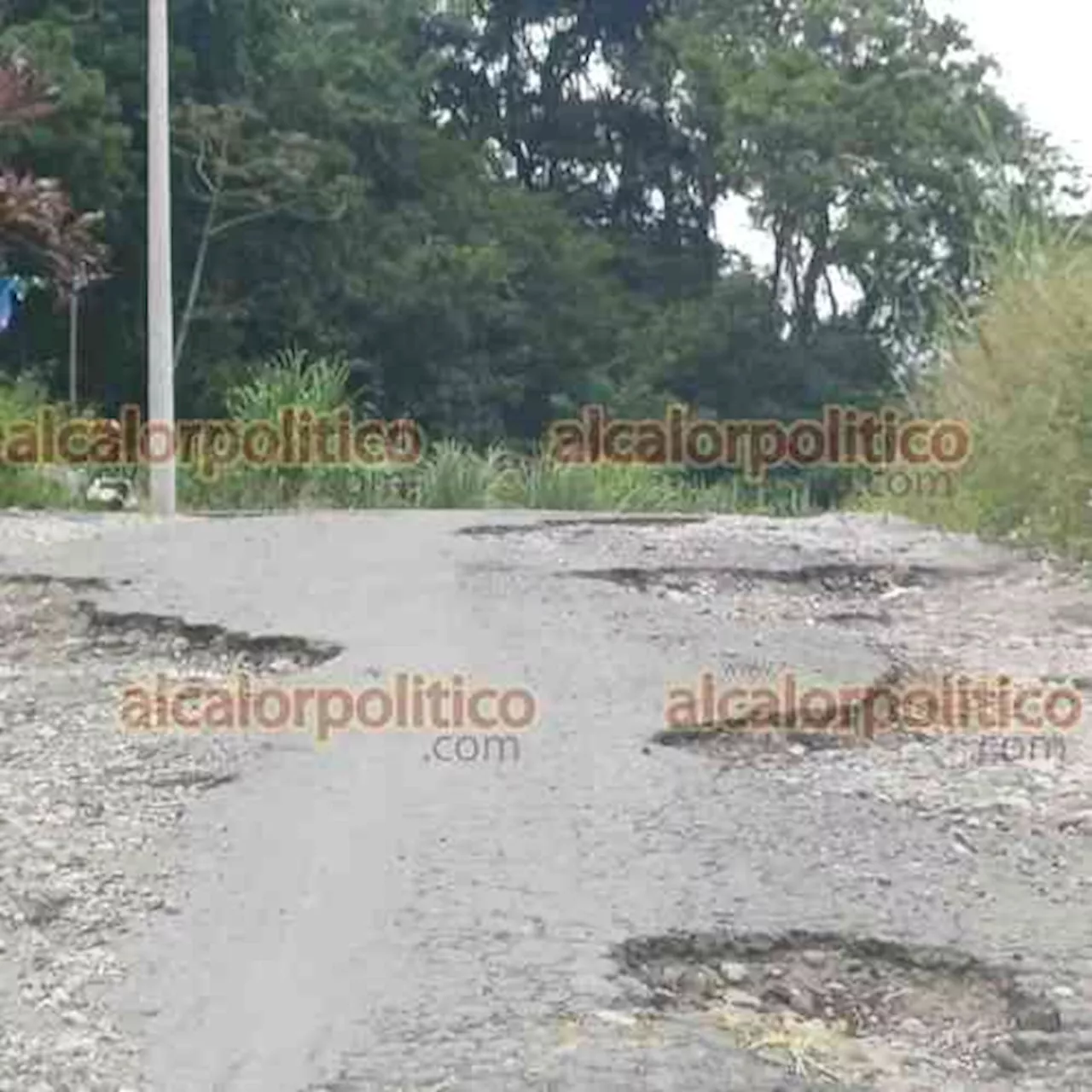 Cuitláhuac dejará destrozada la carretera Omealca-Cuichapa