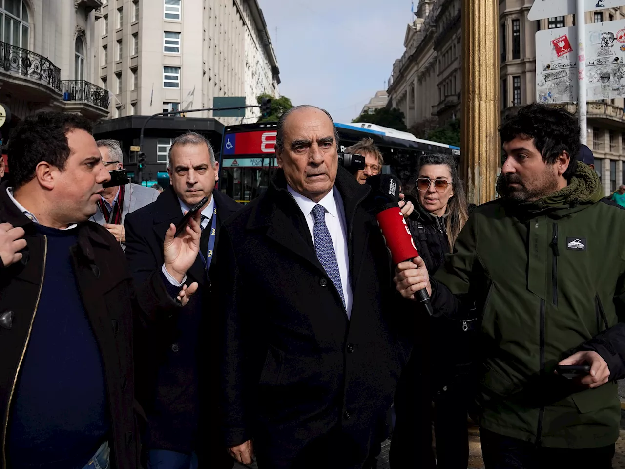 Sugestiva visita: el apoderado de Quintela desembarcó en Casa Rosada y busca involucrar al Gobierno en la interna con Cristina