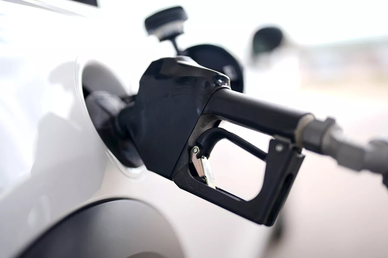 Gasoline prices in Greater Cleveland down more than 30 cents in last month