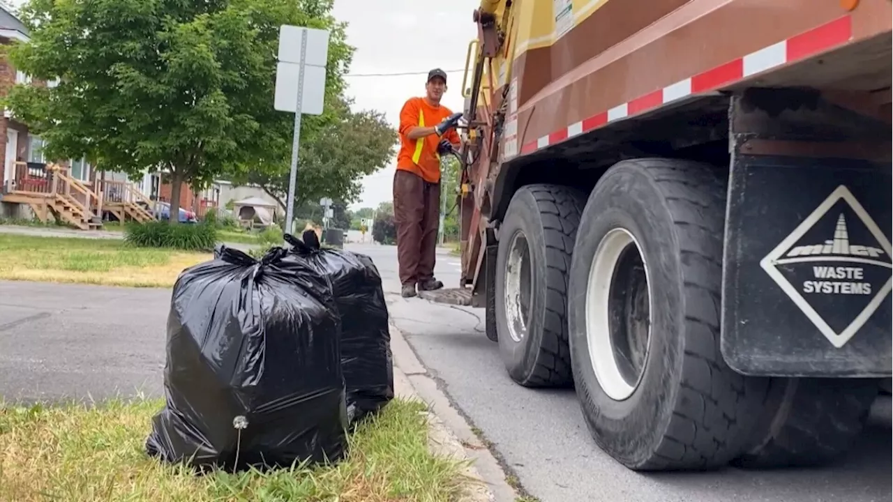Ottawa to begin enforcement of new 3-item garbage limit in November