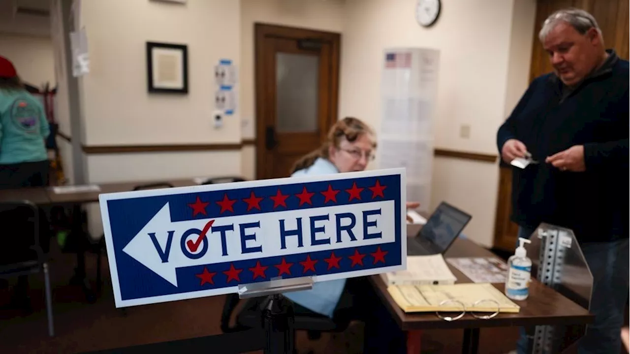 Americans, including more Republicans, embracing early voting