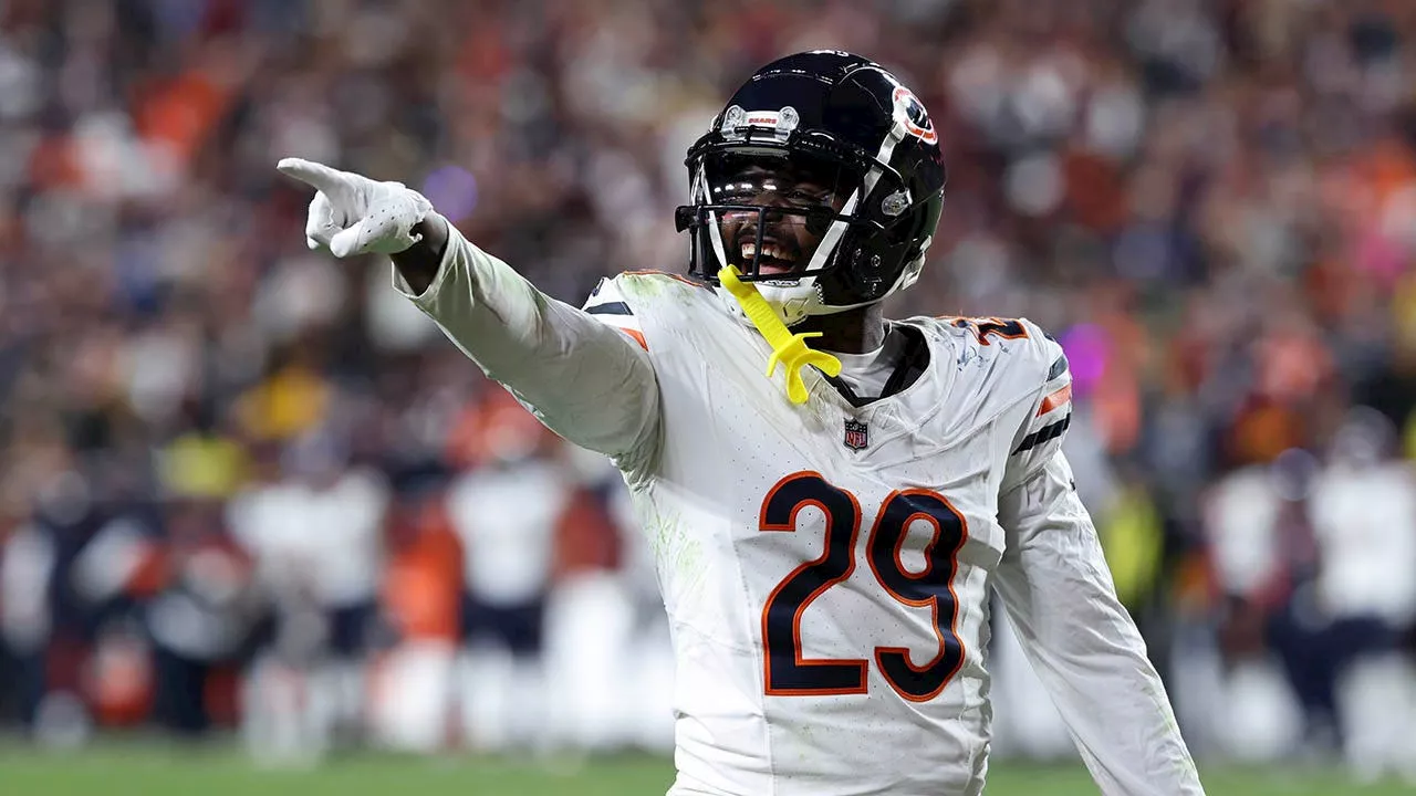 Bears' Tyrique Stevenson taunts Commanders fans before Jayden Daniels' miracle touchdown