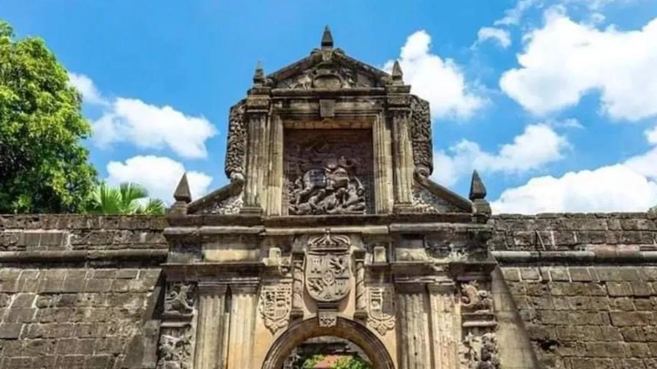 Spend your Halloween in Fort Santiago with this free guided night tour