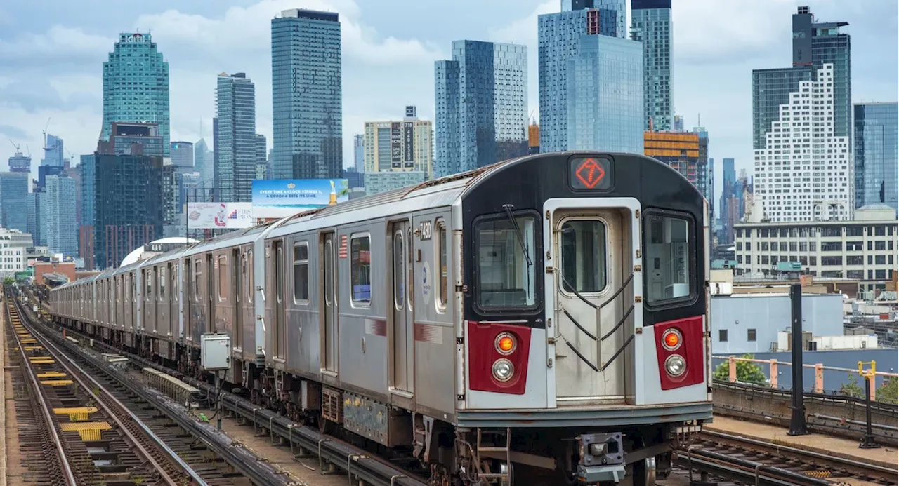 Teen girl dies subway surfing the 7 train in Queens, NYPD says