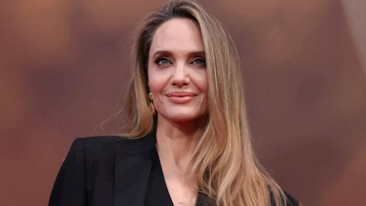 Angelina Jolie racconta: «Nel mio lavoro c'è molta solitudine»