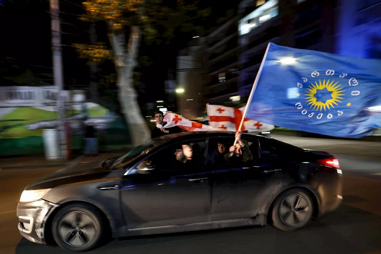 Législatives en Géorgie: l'opposition dénonce un scrutin faussé et appelle à manifester