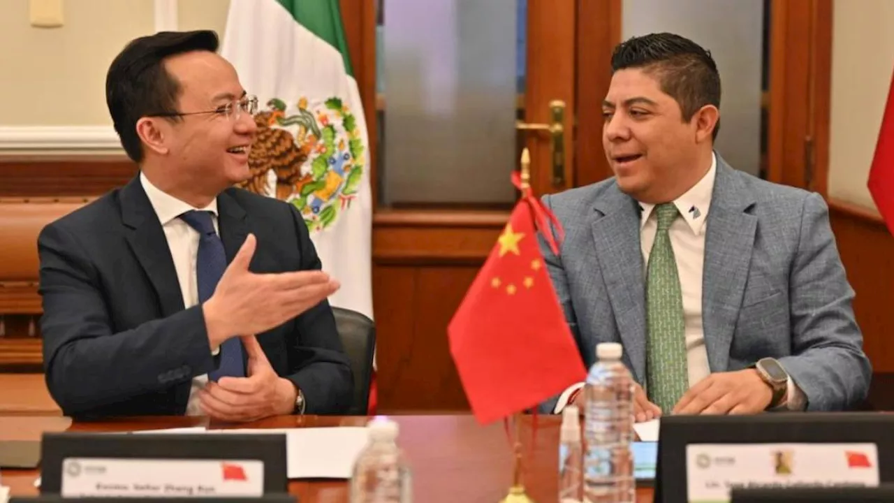 Ricardo Gallardo se reúne con Zhang Run, embajador de China en México