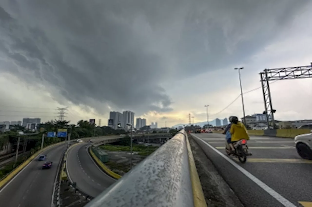 MetMalaysia sounds severe storm alert for Perlis, Kedah, Penang, Perak, Terengganu, Pahang