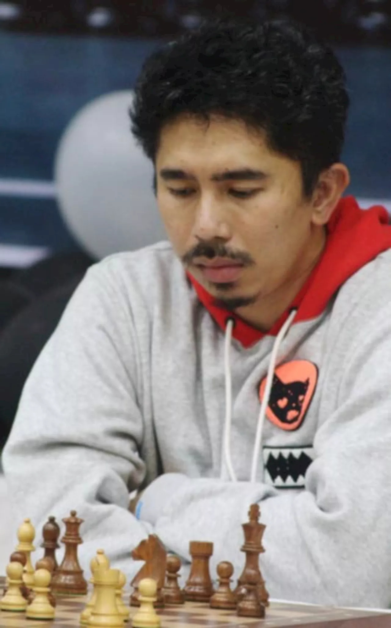 GM John Paul Gomez survives teen rival, seizes solo lead