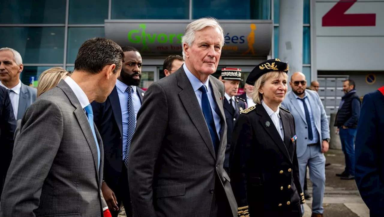 Le Premier ministre Michel Barnier opéré le week-end dernier pour 'une lésion cervicale'