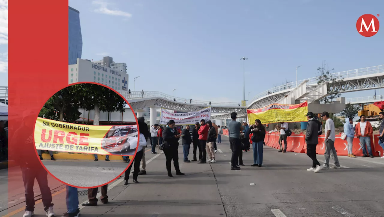 Manifestación en Puebla HOY: Piden subir a 19 PESOS el pasaje del transporte público