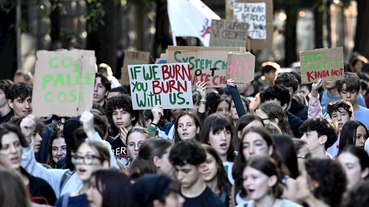 Nieuwe veiligheidswet in Italië baart activisten zorgen: 'Stap weg van de democratie'