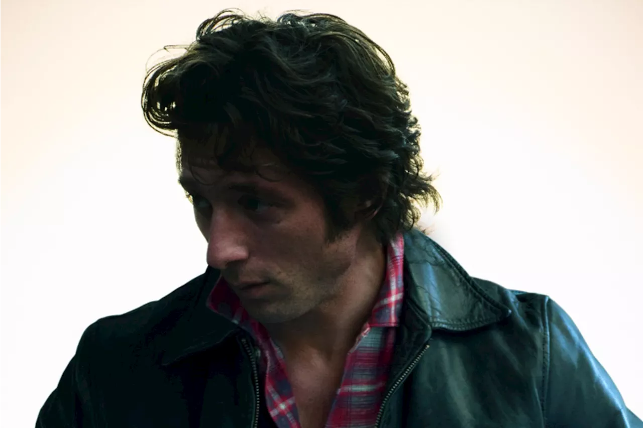 Jeremy Allen White Makes Debut as Bruce Springsteen as Biopic Begins Production
