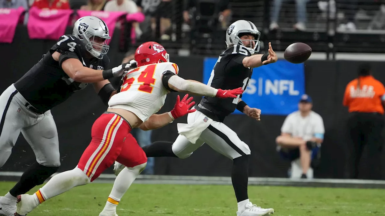 Social Media Calls Out Liable Raiders Offense Yet Again