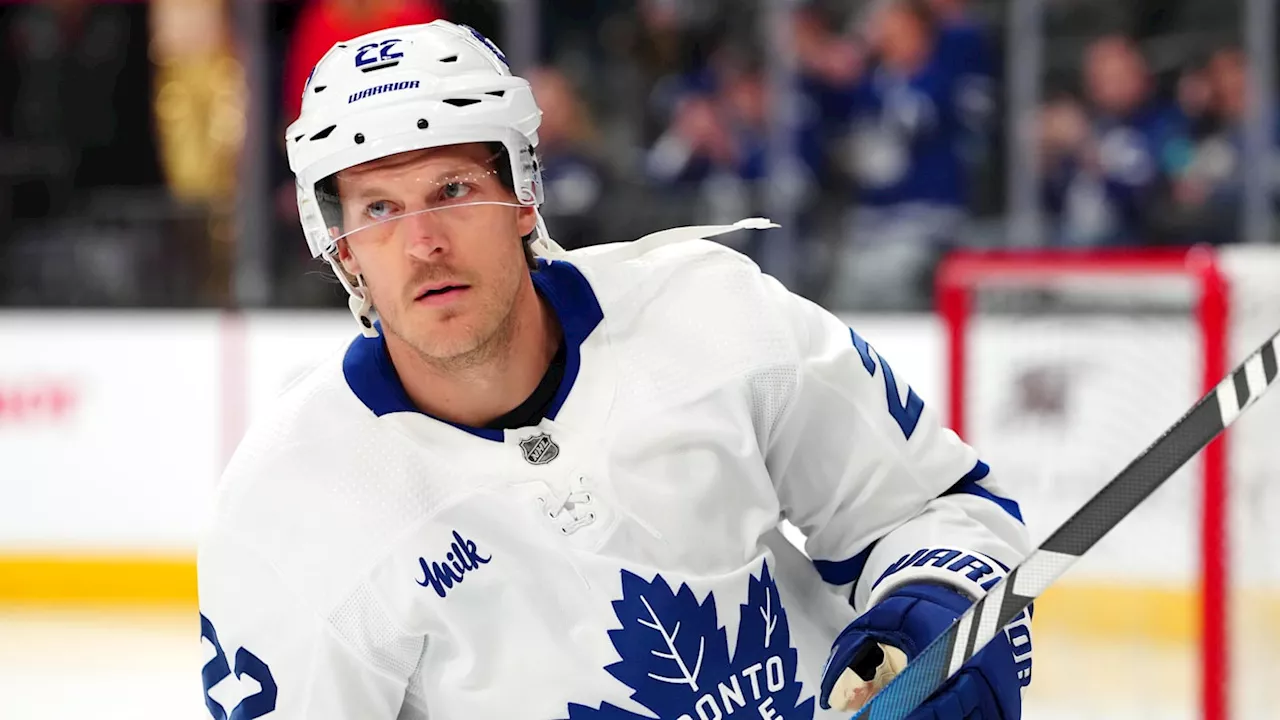 Toronto Maple Leafs Extend Veteran Defenseman