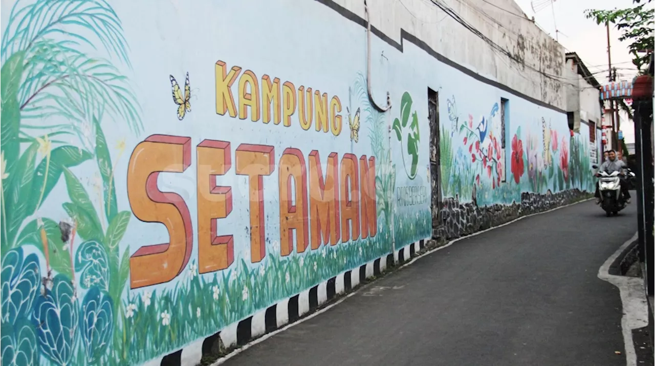 Pesona Hijau Kampung Setaman di Tengah Pemukiman Padat Kota Depok