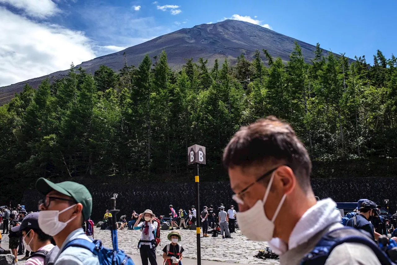 Japon : le mont Fuji est toujours privé de neige fin octobre, du jamais vu depuis 130 ans