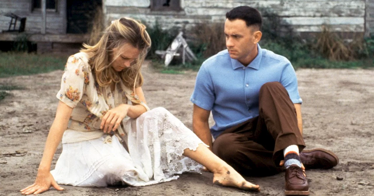 Why Tom Hanks, Robin Wright Didn't 'Hang Out' While Filming 'Forrest Gump'