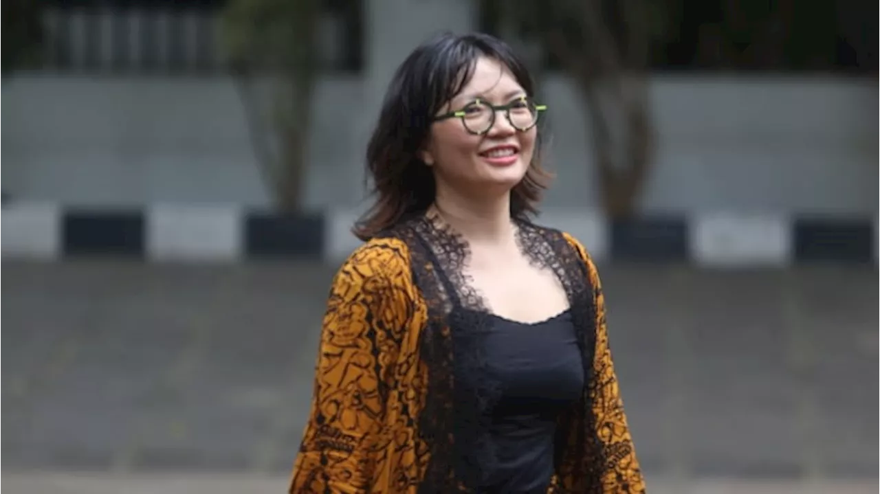 Cerita Prof Stella Christie Soal Kacamatanya yang Viral, Ternyata Bagian dari Investasi